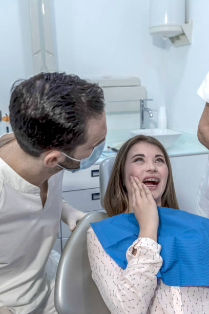 Best Chipped Tooth Repair Near Me  in Hemlock, MI